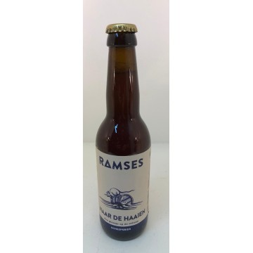Ramses naar de haaien